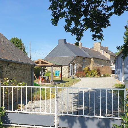 Charming Traditional 2-Bed Cottage Near Plémet Eksteriør bilde