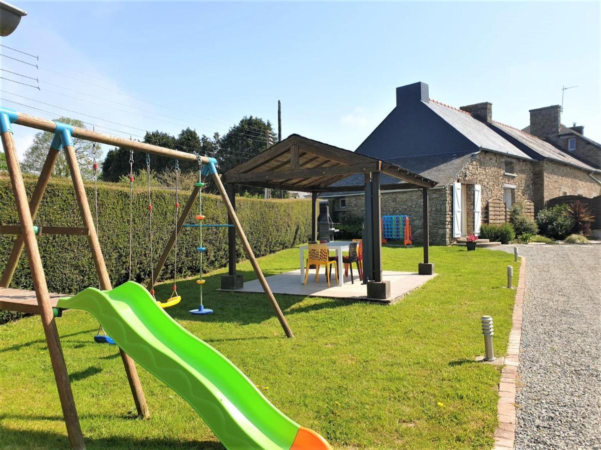 Charming Traditional 2-Bed Cottage Near Plémet Eksteriør bilde