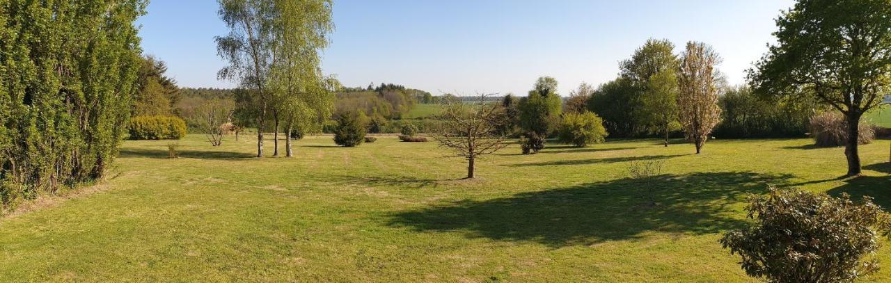 Charming Traditional 2-Bed Cottage Near Plémet Eksteriør bilde