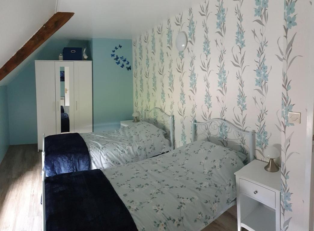 Charming Traditional 2-Bed Cottage Near Plémet Eksteriør bilde