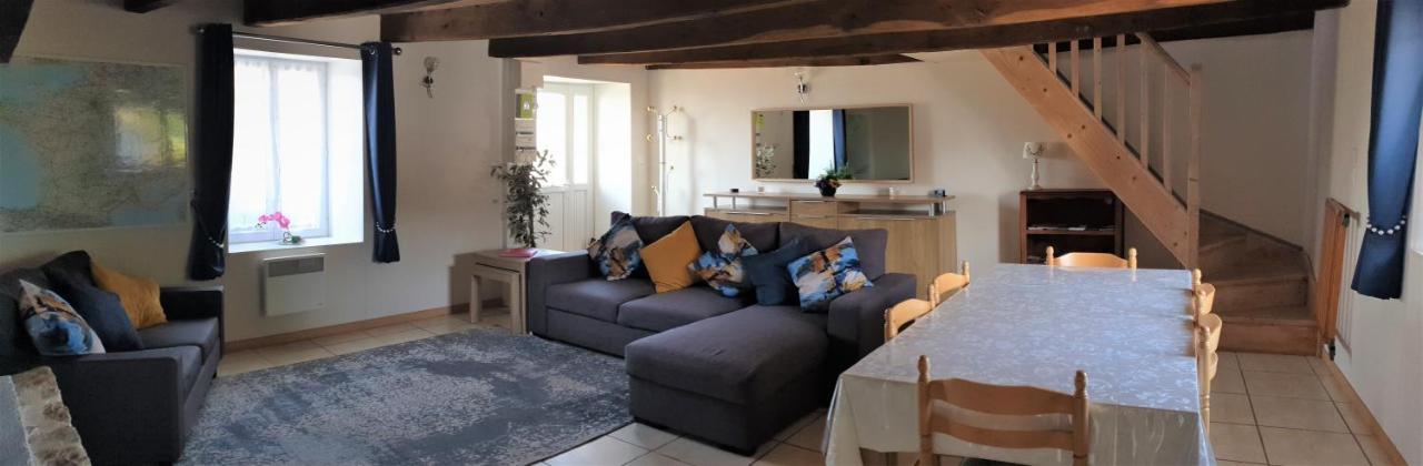 Charming Traditional 2-Bed Cottage Near Plémet Eksteriør bilde